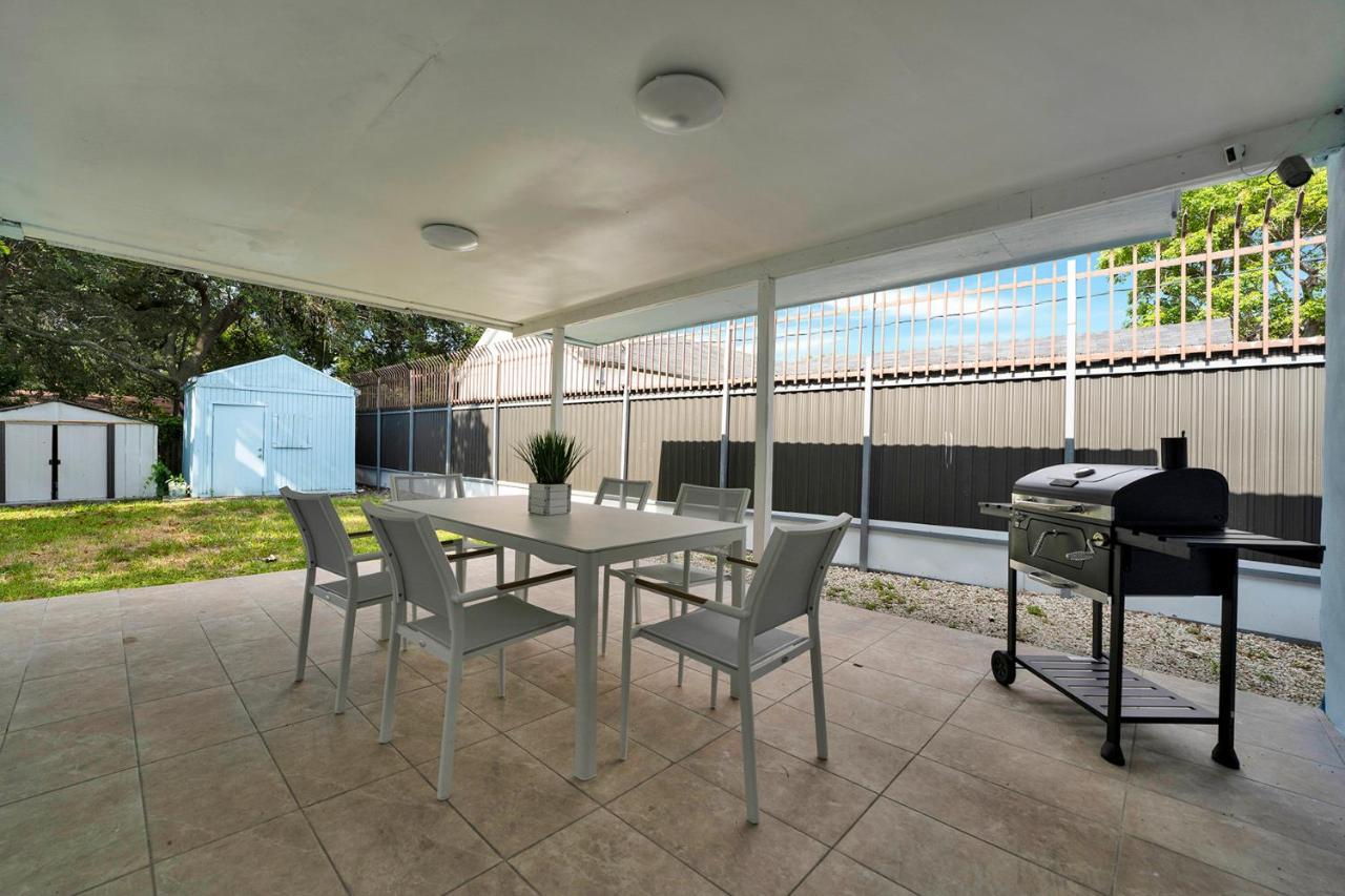 Villa Very Modern Buena Vista Gem near Wynwood Miami Exterior foto